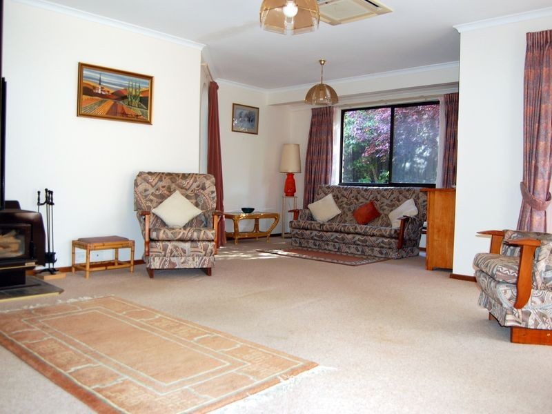 3 Hay Court, Victor Harbor SA 5211