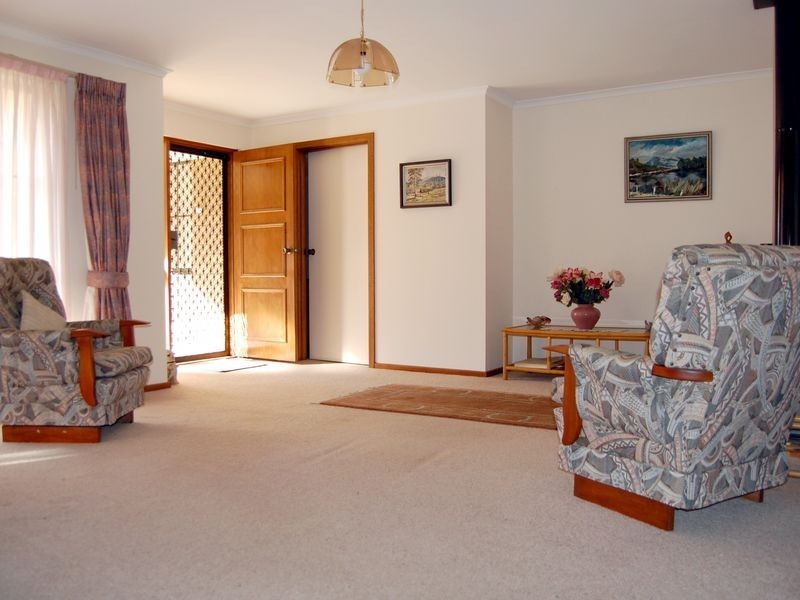 3 Hay Court, Victor Harbor SA 5211