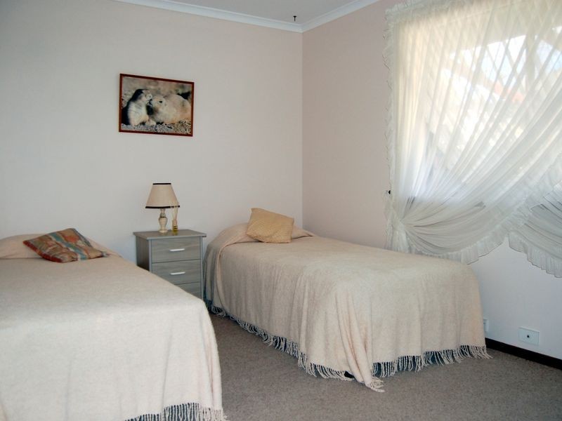 3 Hay Court, Victor Harbor SA 5211