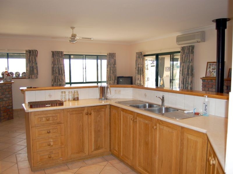 70 Cartwright Road, Victor Harbor SA 5211