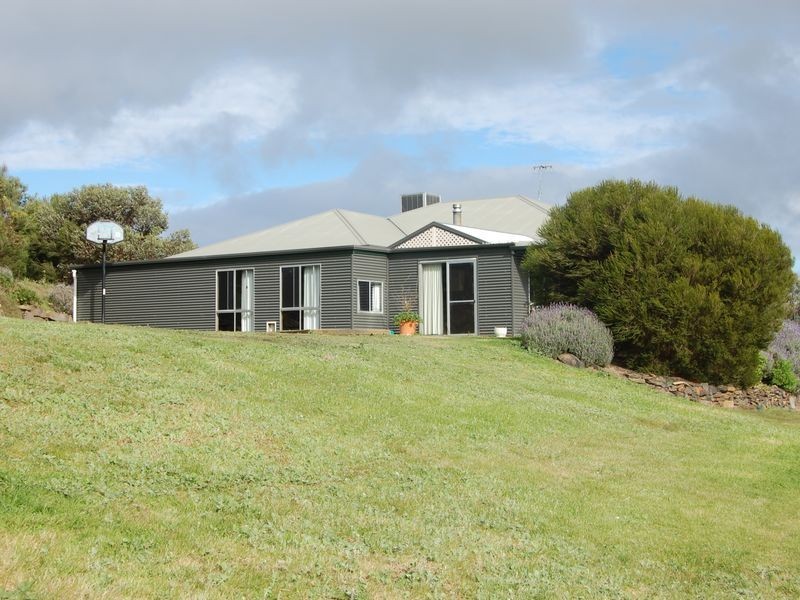 70 Cartwright Road, Victor Harbor SA 5211