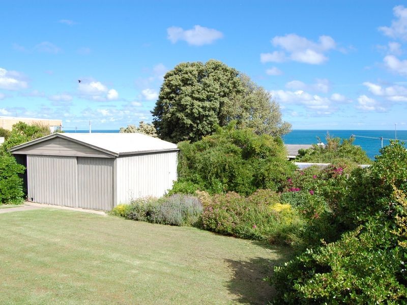 107 Albatross Ave, Hayborough SA 5211