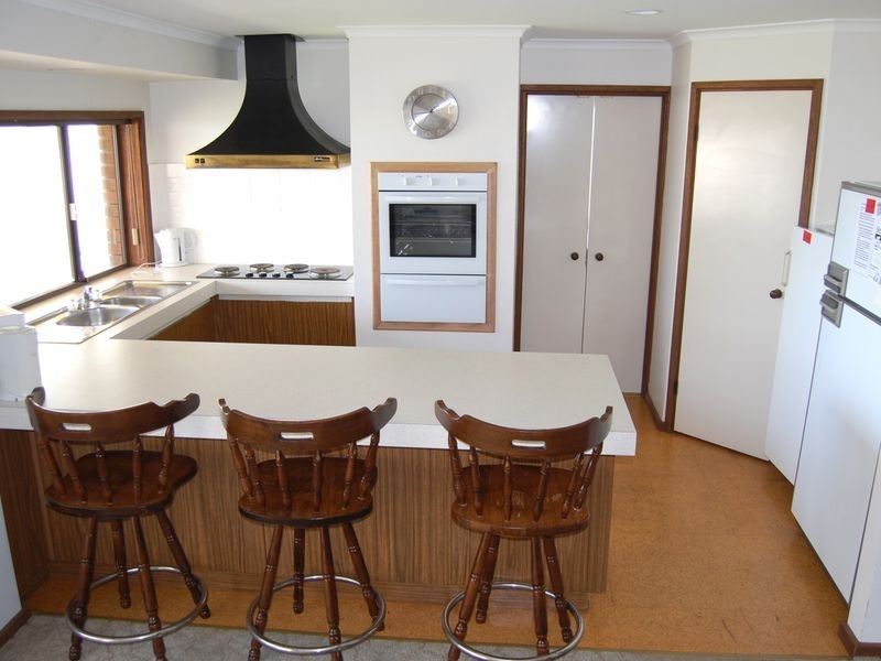 107 Albatross Ave, Hayborough SA 5211