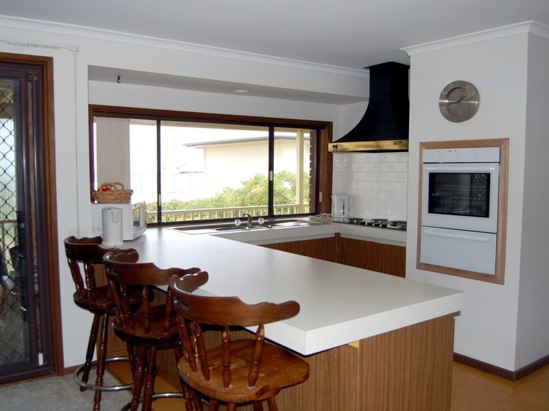 107 Albatross Ave, Hayborough SA 5211