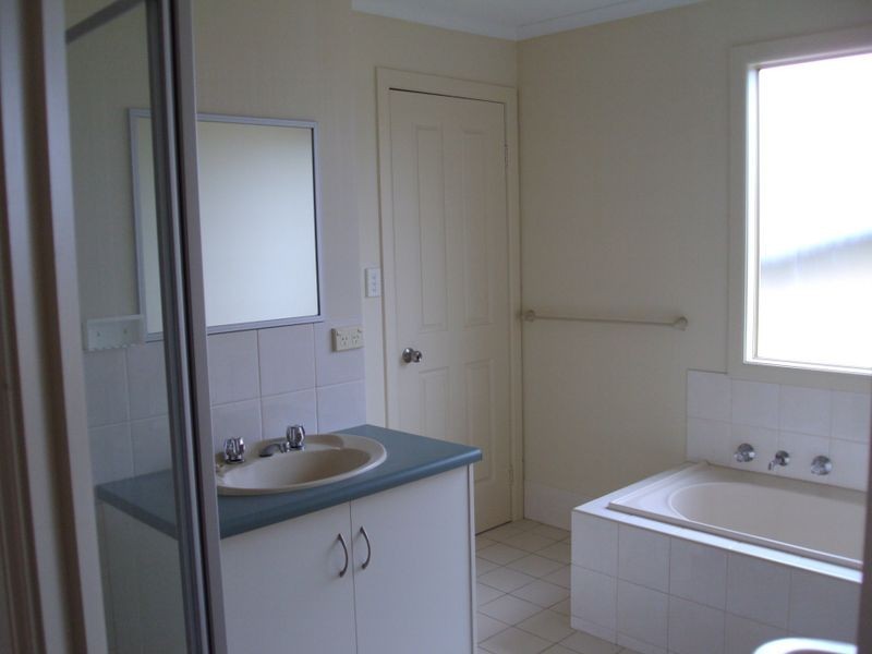 6 Pilot Court, Encounter Bay SA 5211