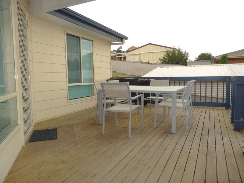 6 Pilot Court, Encounter Bay SA 5211