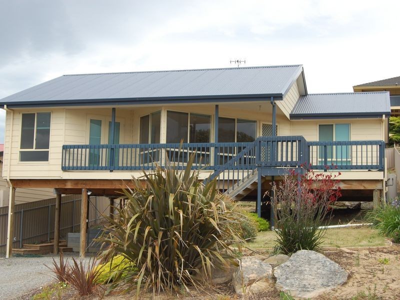 6 Pilot Court, Encounter Bay SA 5211