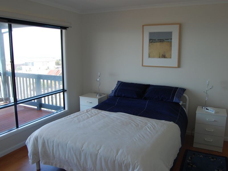 15 Stone Hut Circuit, Encounter Bay SA 5211