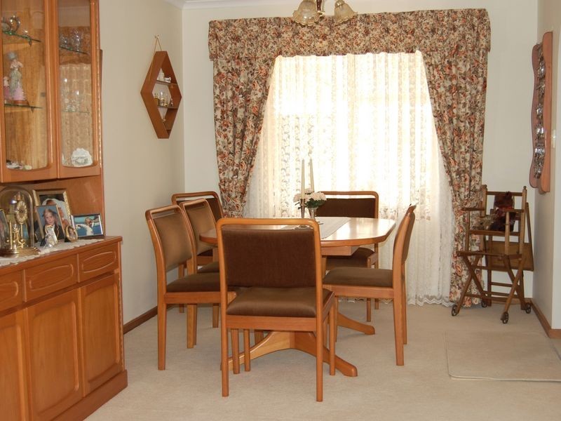 20 Dolphin Ave, Encounter Bay SA 5211