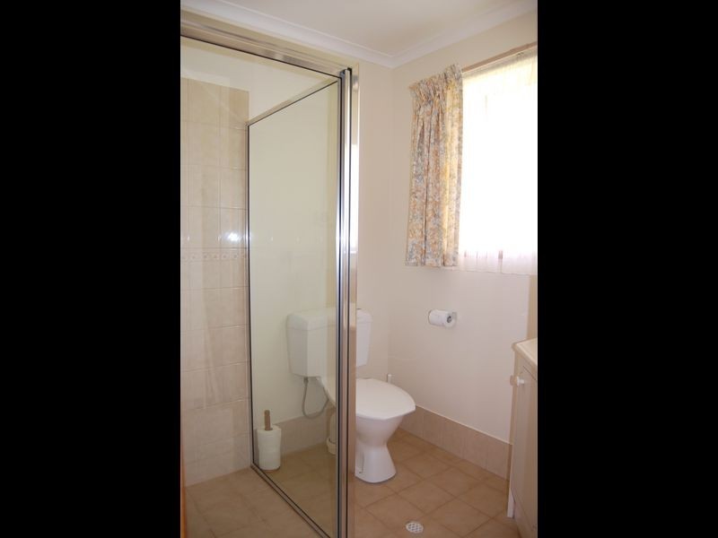 20 Dolphin Ave, Encounter Bay SA 5211