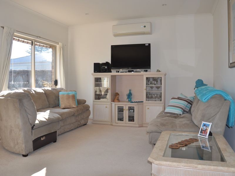 2 Smith Street, Encounter Bay SA 5211