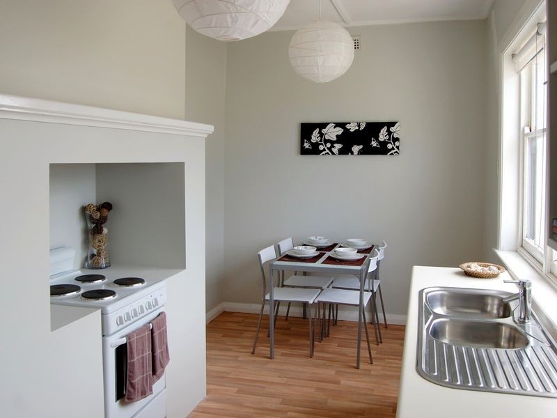 20 Riverview Road, Victor Harbor SA 5211