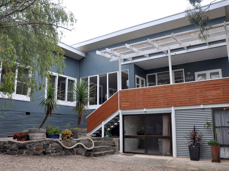 34 Pine Avenue, Victor Harbor SA 5211