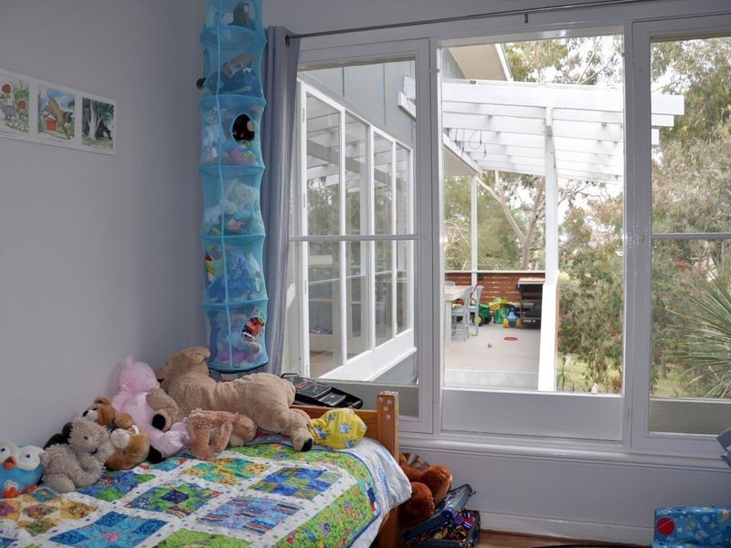 34 Pine Avenue, Victor Harbor SA 5211