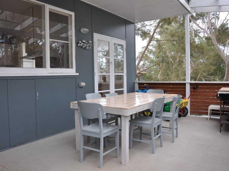 34 Pine Avenue, Victor Harbor SA 5211