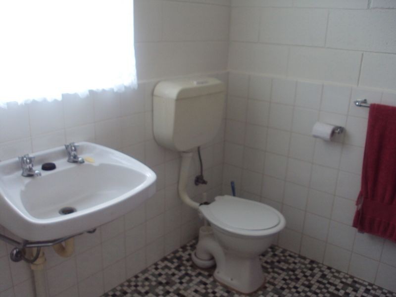 6 Bluff Crescent, Encounter Bay SA 5211