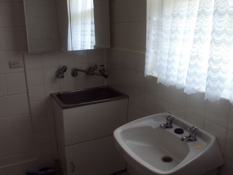 6 Bluff Crescent, Encounter Bay SA 5211