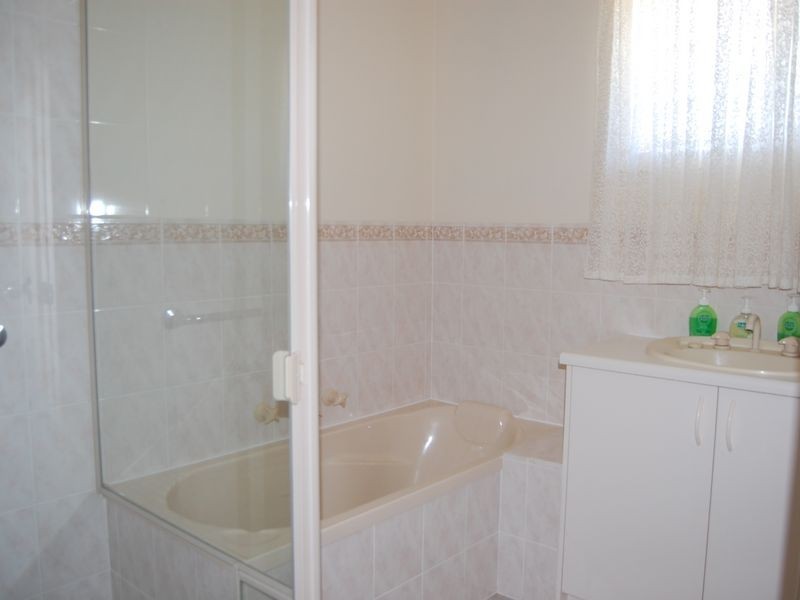 292 Maude Street, Victor Harbor SA 5211