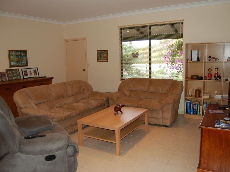 7 River Road, Victor Harbor SA 5211