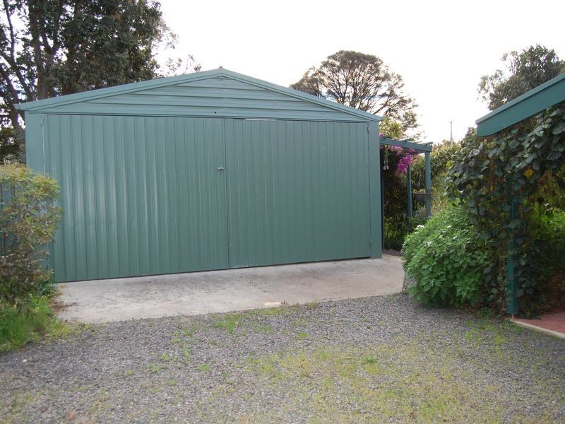 7 River Road, Victor Harbor SA 5211