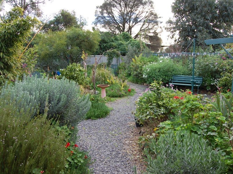 7 River Road, Victor Harbor SA 5211