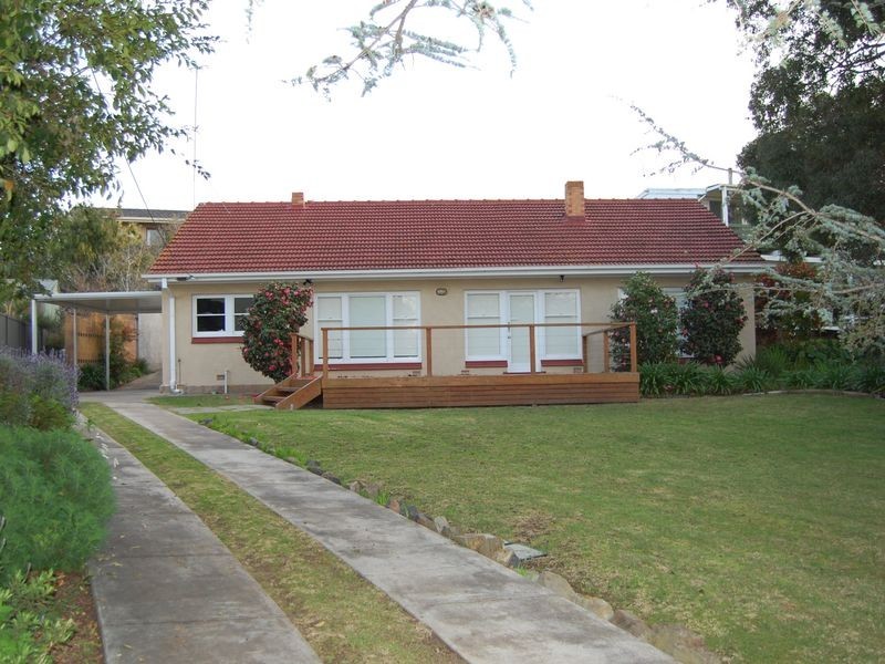 19 Nevin Avenue, Encounter Bay SA 5211