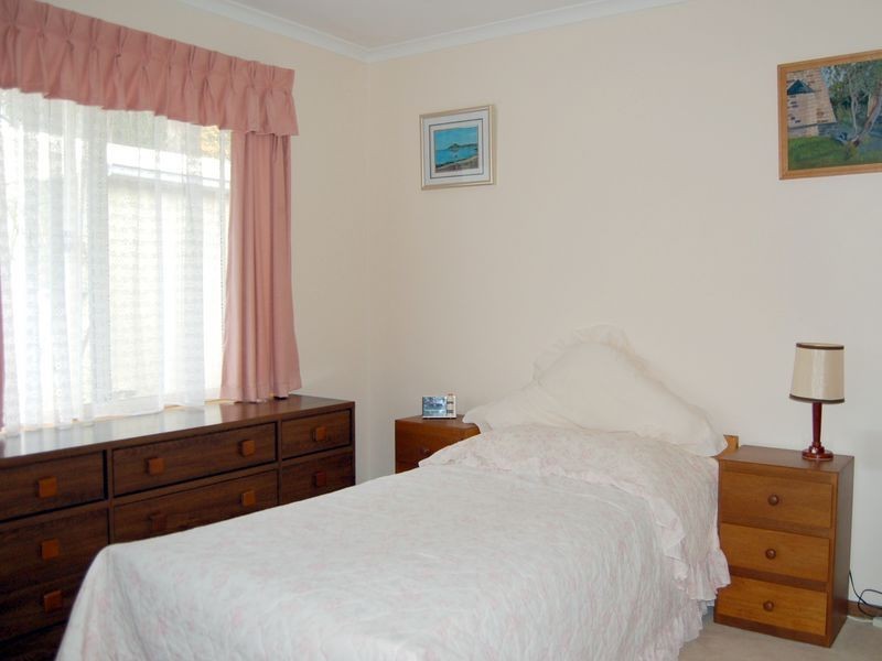 4 Dolphin Avenue, Encounter Bay SA 5211
