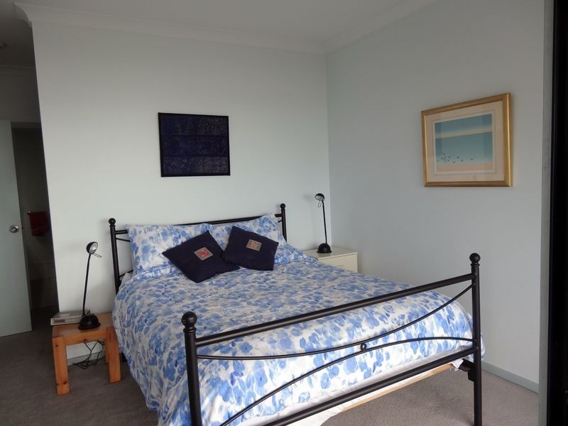 16 Investigator Crescent, Encounter Bay SA 5211