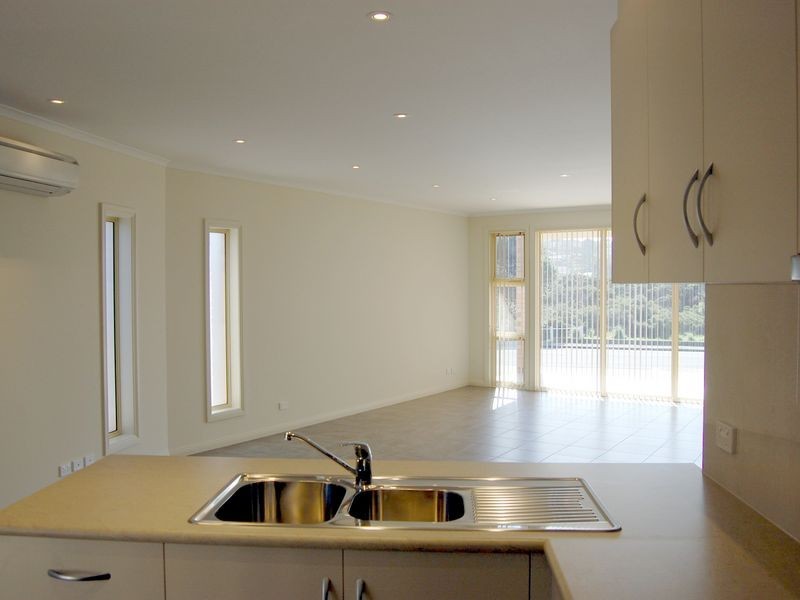 2 The Parkway, Victor Harbor SA 5211