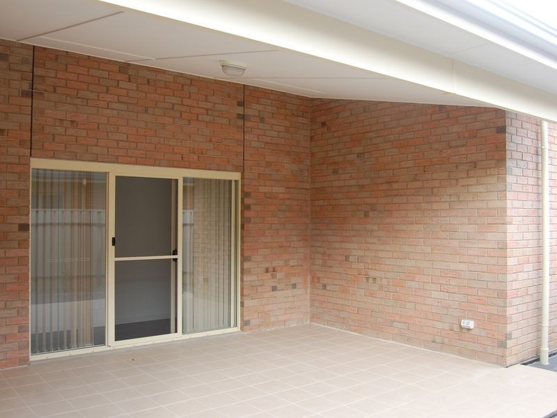 2 The Parkway, Victor Harbor SA 5211