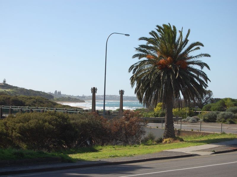 2 The Parkway, Victor Harbor SA 5211