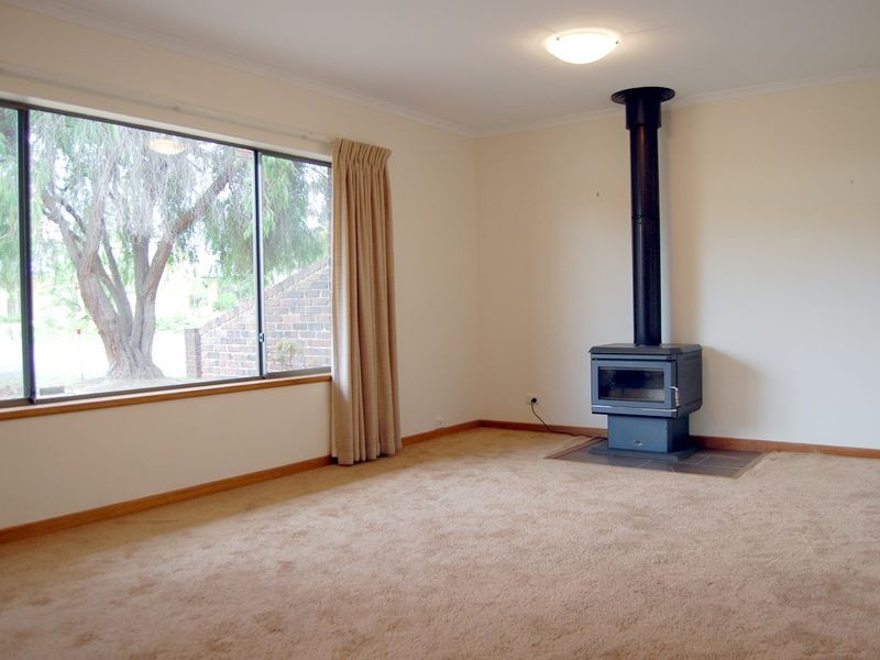 1/1 Petrel Avenue, Encounter Bay SA 5211