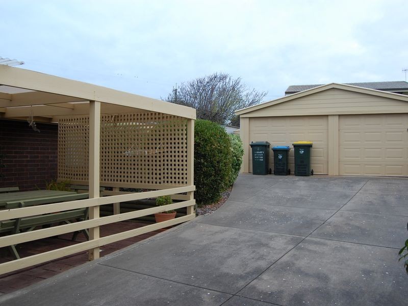 21 Passatt Street, Encounter Bay SA 5211
