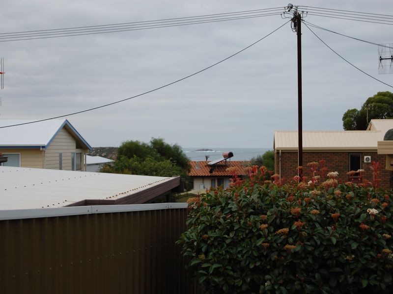 21 Passatt Street, Encounter Bay SA 5211