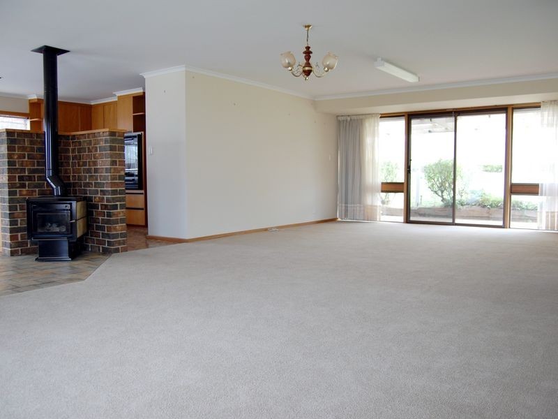 51 Whalers Road, Encounter Bay SA 5211