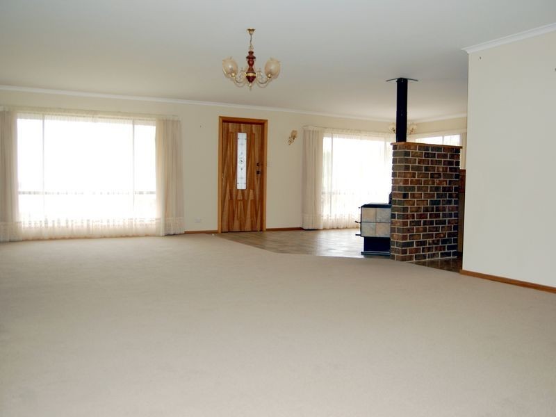 51 Whalers Road, Encounter Bay SA 5211