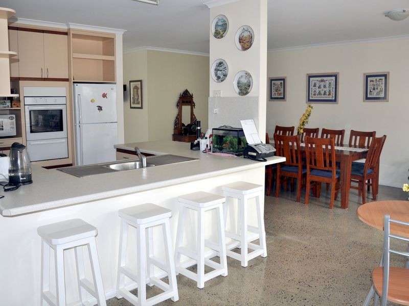 17 Norfolk Avenue, Victor Harbor SA 5211