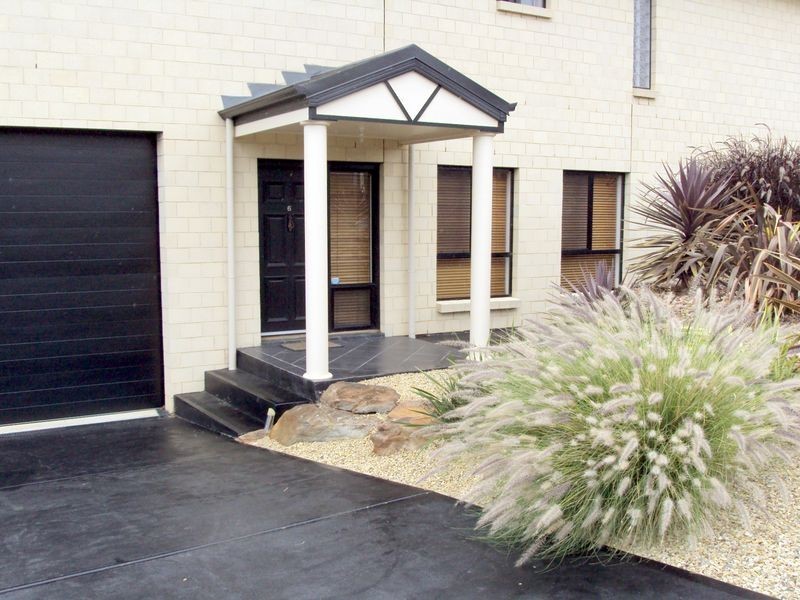 6 Tudor Avenue, Victor Harbor SA 5211