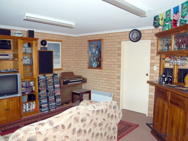 54 Dodson  Road, Encounter Bay SA 5211