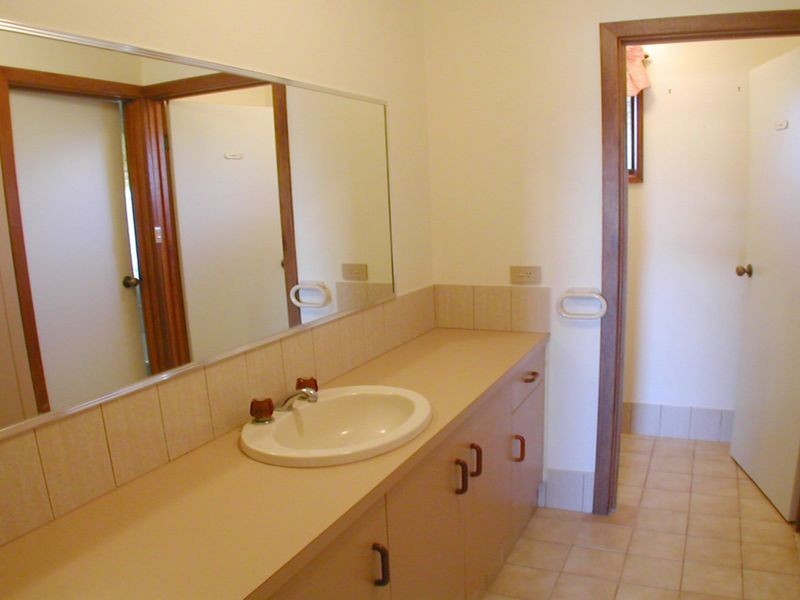 5 Gribble Court, Encounter Bay SA 5211