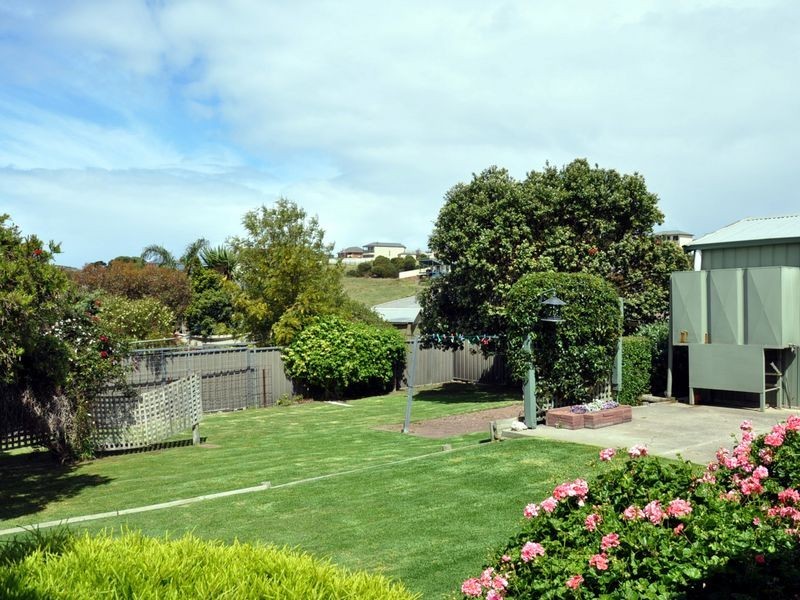 5 Gribble Court, Encounter Bay SA 5211