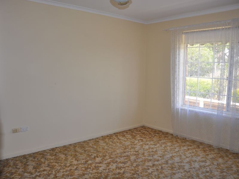 16 James Avenue, Victor Harbor SA 5211