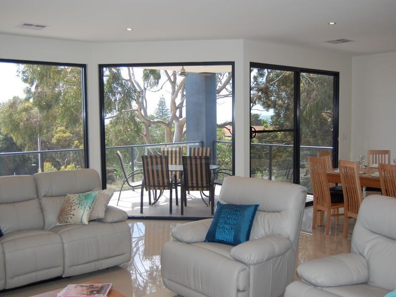 23 Nevin Avenue, Encounter Bay SA 5211