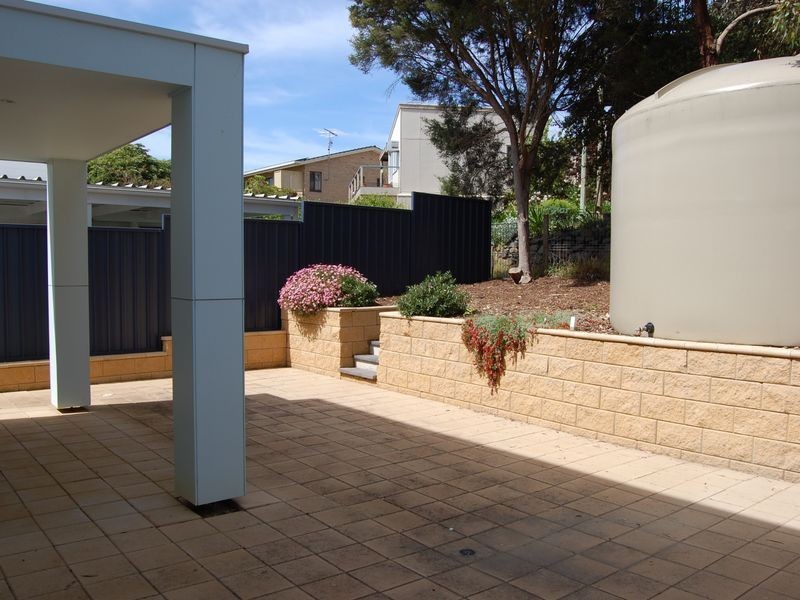 23 Nevin Avenue, Encounter Bay SA 5211