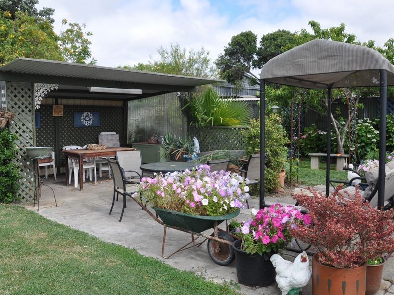 106 Albatross Avenue, Hayborough SA 5211