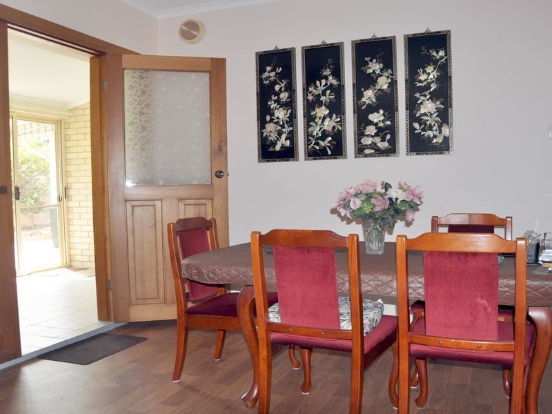 42 Lindsay Street, Victor Harbor SA 5211