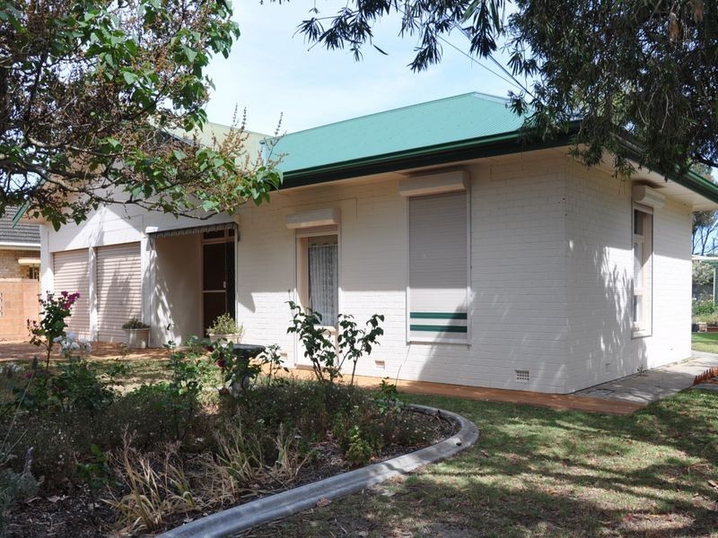 42 Lindsay Street, Victor Harbor SA 5211