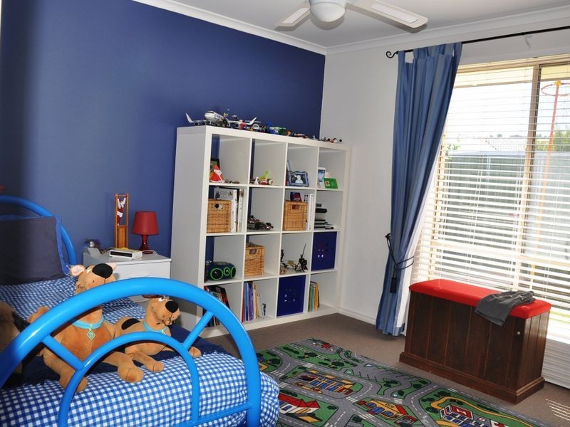 30 Rymill Avenue, Encounter Bay SA 5211