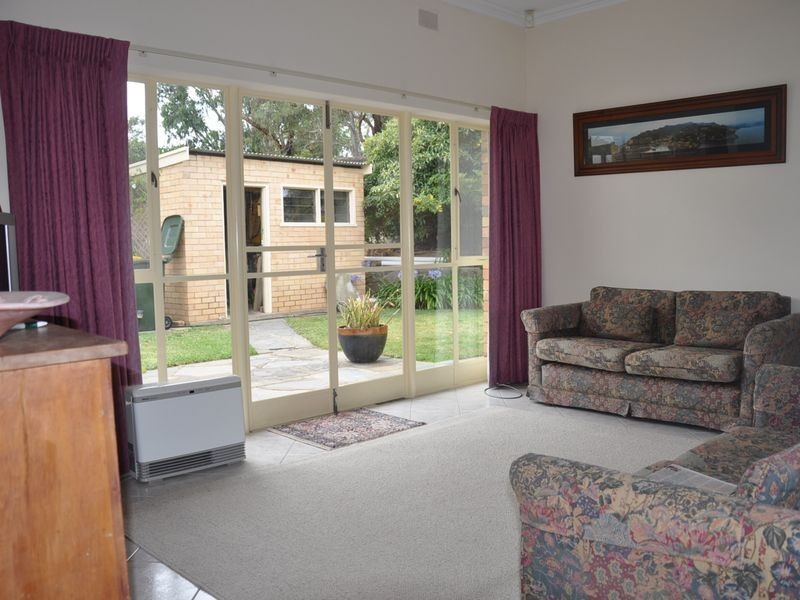 18 Lawson Street, Victor Harbor SA 5211