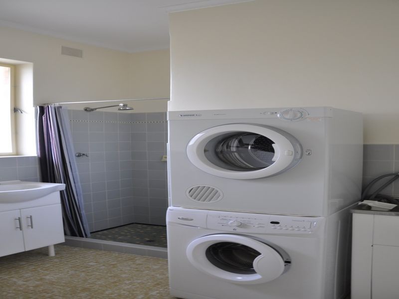 18 Lawson Street, Victor Harbor SA 5211